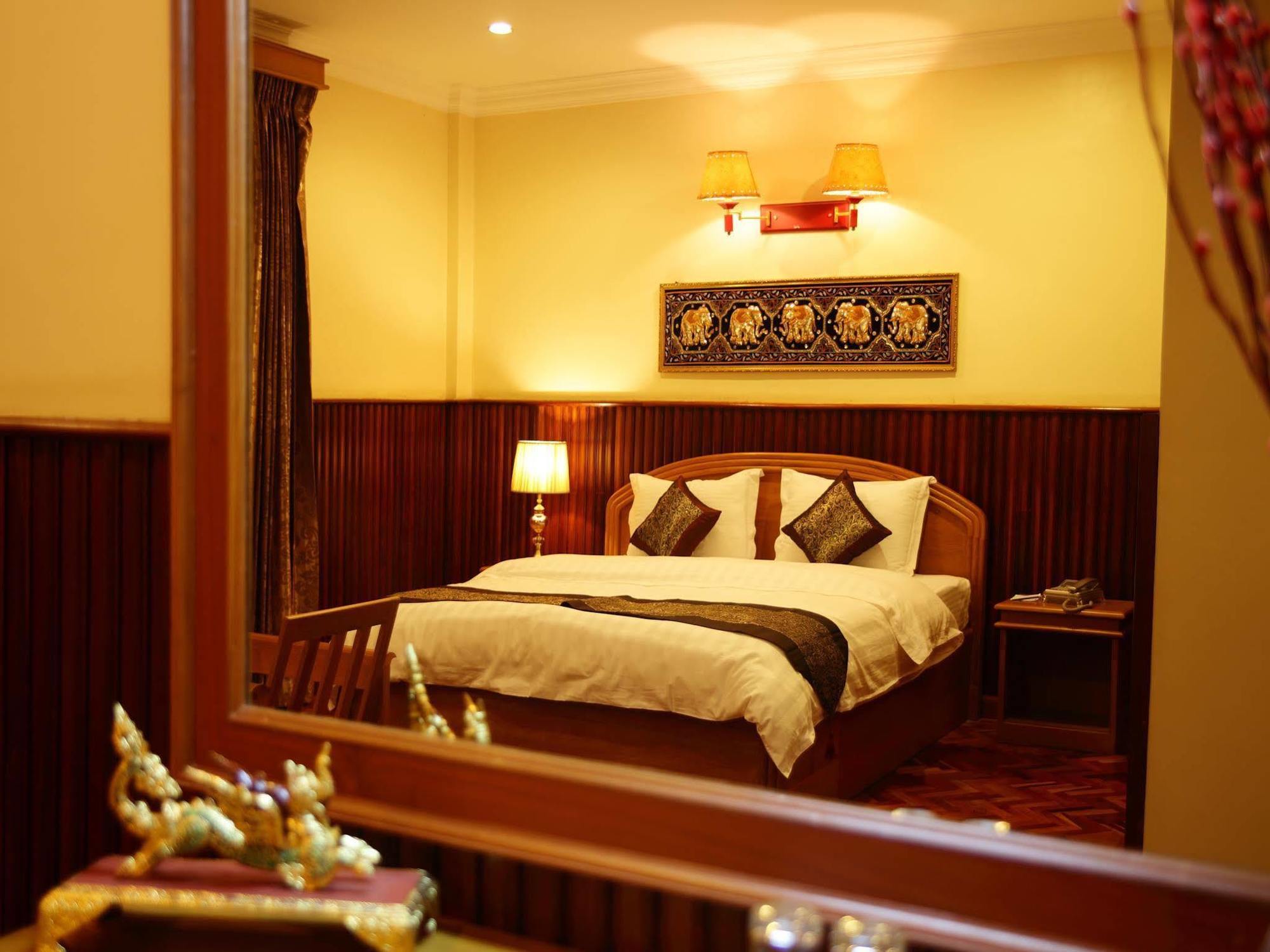 Ayarwaddy River View Hotel Mandalay Exterior foto